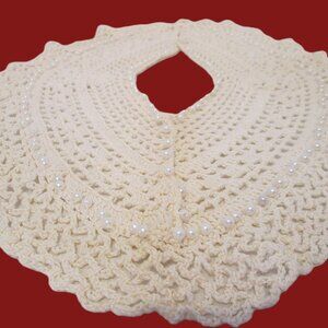Vtg Victorian style crocheted pearl lined dress collar with pearl button closure